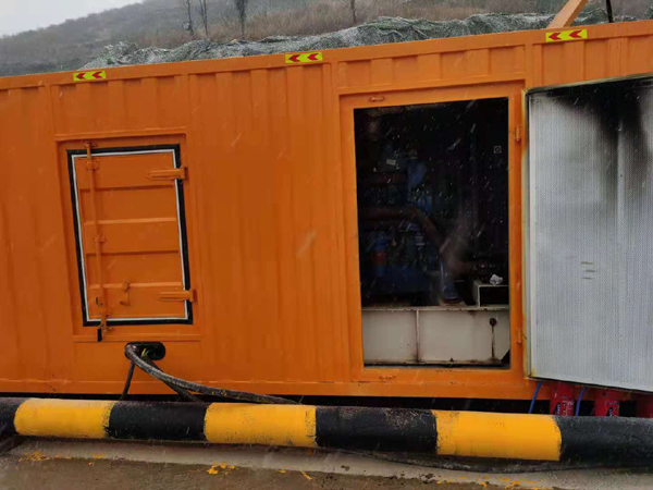 灵石发电机出租 柴油发电机组电压低报警怎么办？
