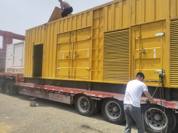灵石除了负载情况和发动机维护,还有哪些因素会影响 200kw 柴油发电机的油耗?